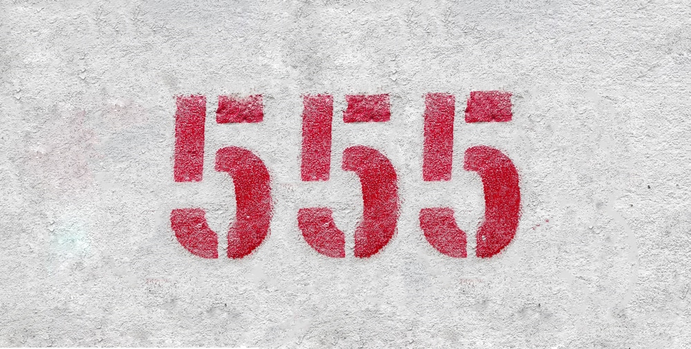  555 – Makna rohani, malaikat dan jam yang sama